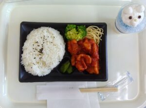 チキントマト煮込み弁当